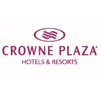  Crowne Plaza Hotel 